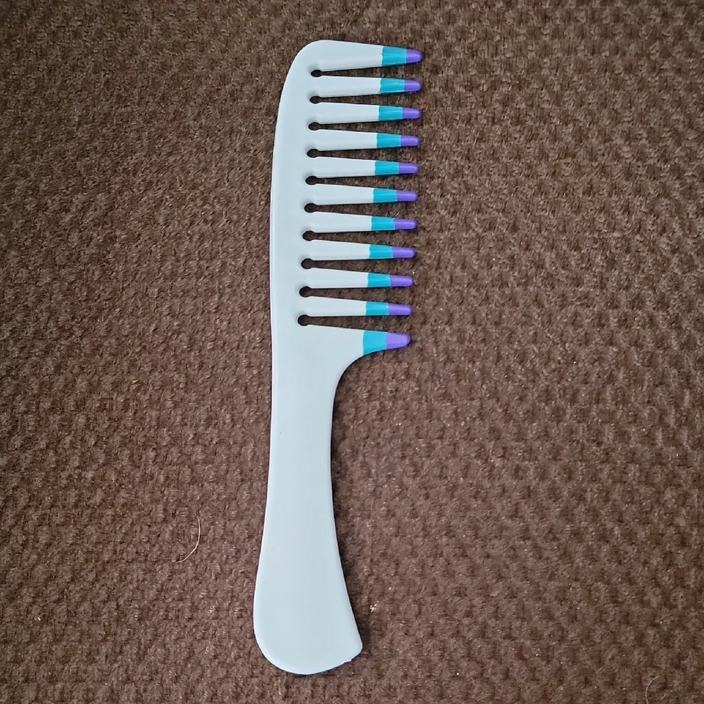 Vintage Detangling Comb Great Quality
